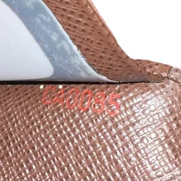 Louis Vuitton Damier Ebene Card Holder Wallet - Picture 5 of 5